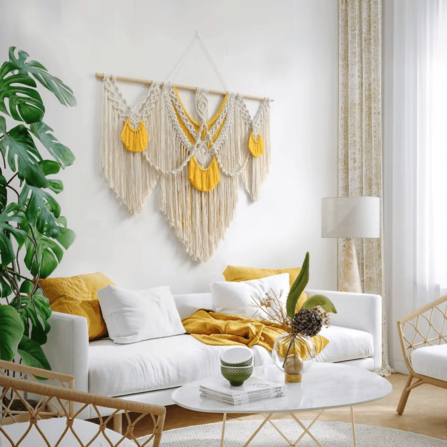 Macrame Wall Hanging Hand-Woven - Twist & Tassel
