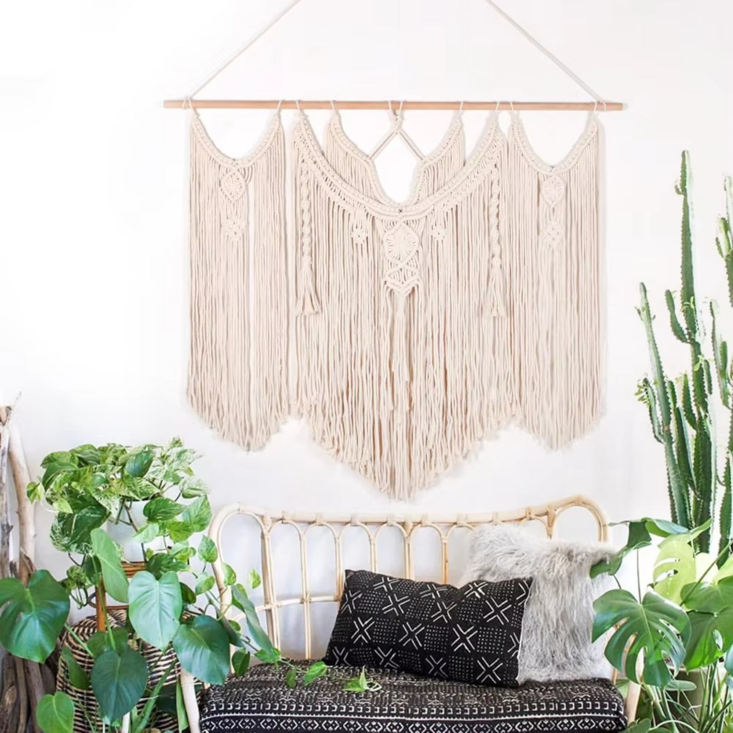 Handmade Macrame Nordic Wall Hanging - Twist & Tassel