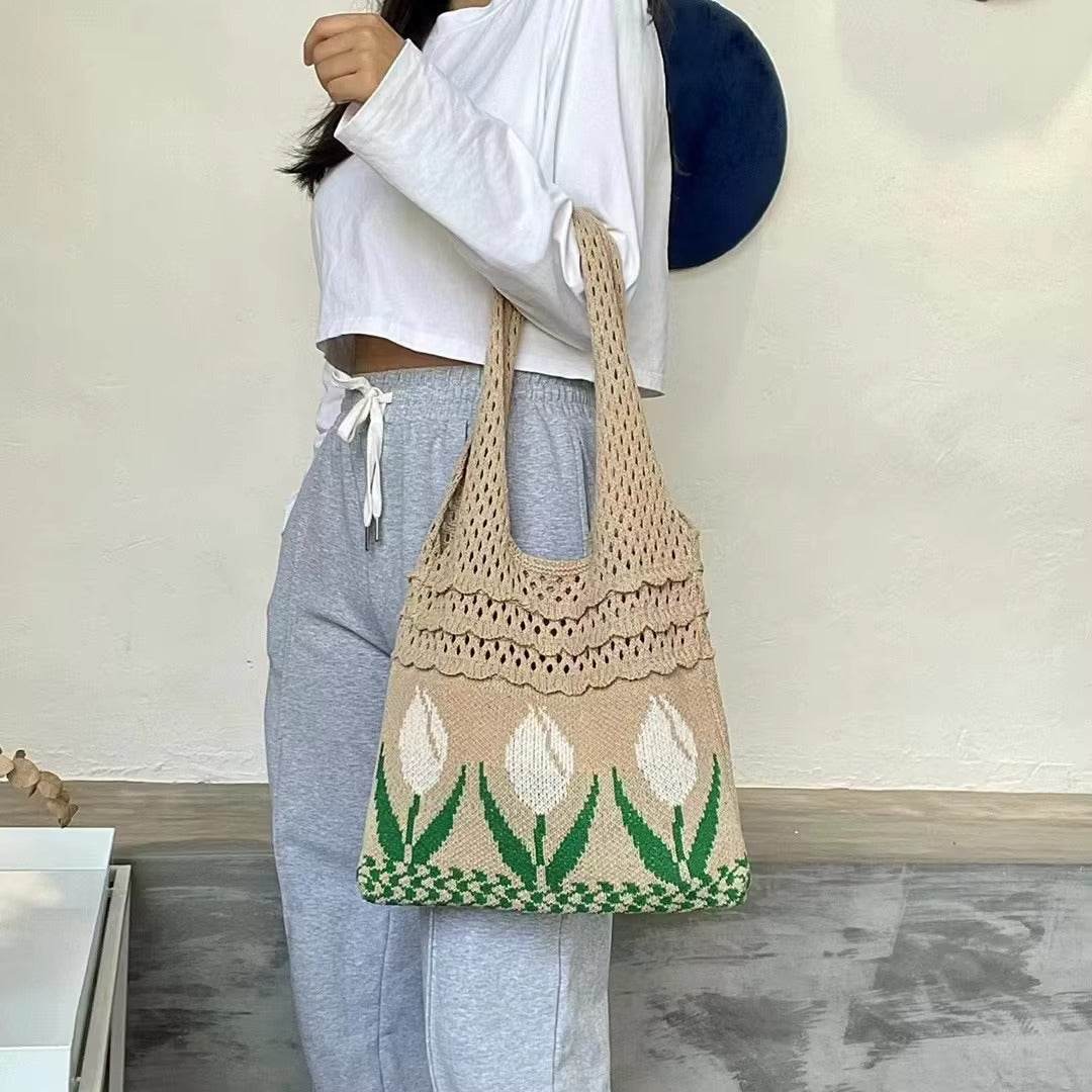Aesthetic Bag With Boho Tulip Flower - Twist & Tassel